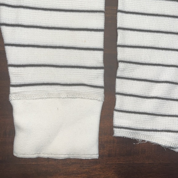 🌷 Abercrombie & Fitch Vintage Long Sleeve Thermal - Picture 4 of 9